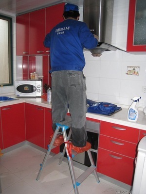 清洗及保潔服務-家電行業(yè)激烈競爭中如何尋找新利潤|家電經(jīng)銷商增值投資好項目-清洗.